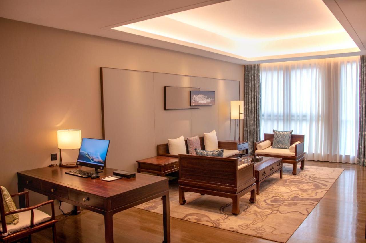 Guangzhou Pazhou Ln Dongfang Hotel ภายนอก รูปภาพ