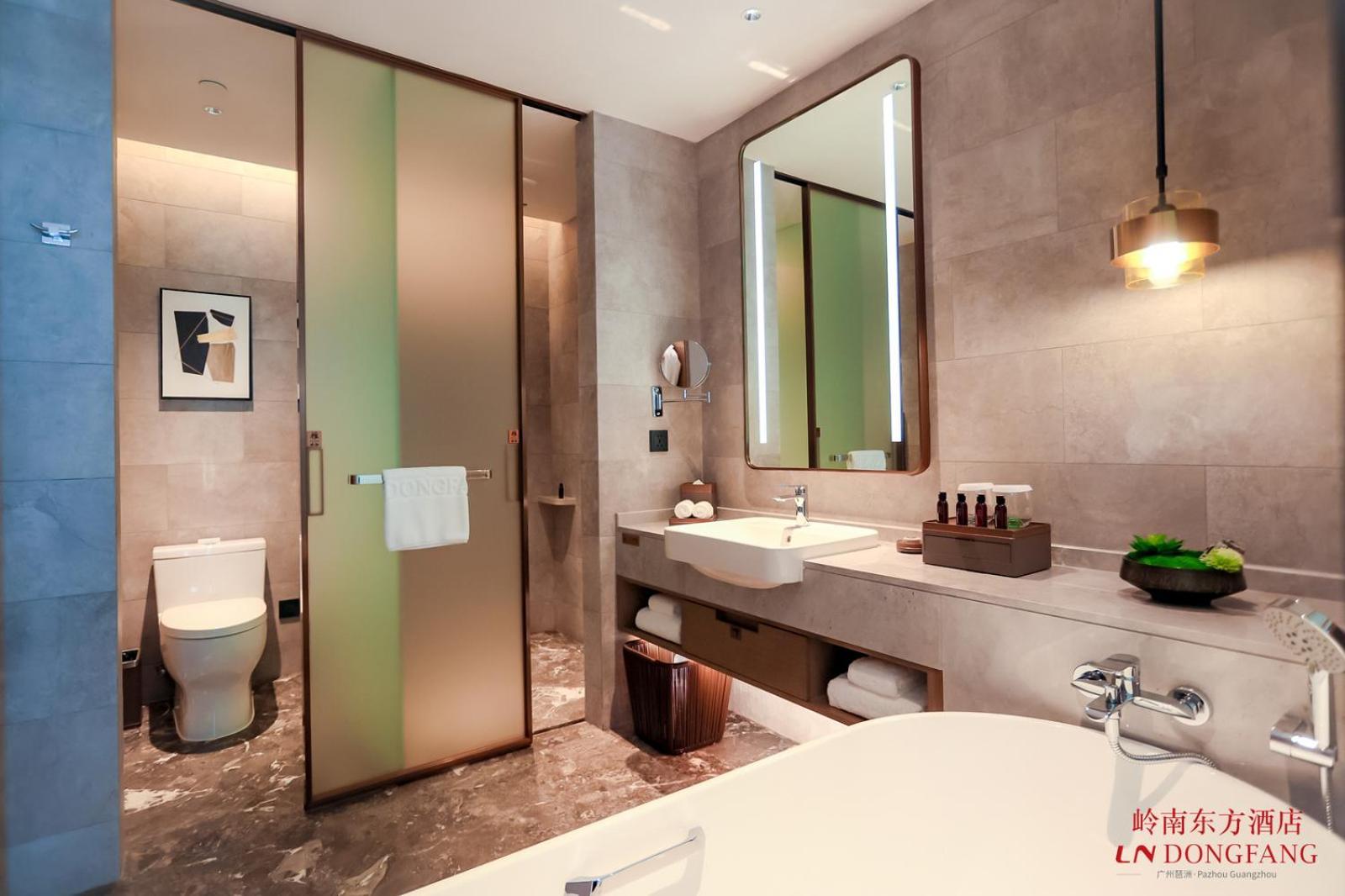 Guangzhou Pazhou Ln Dongfang Hotel ภายนอก รูปภาพ